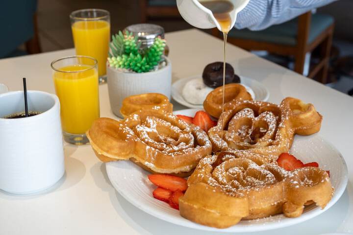 Breakfast meal
