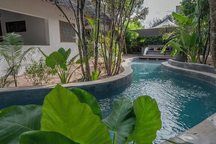 Pool 63 of 89
