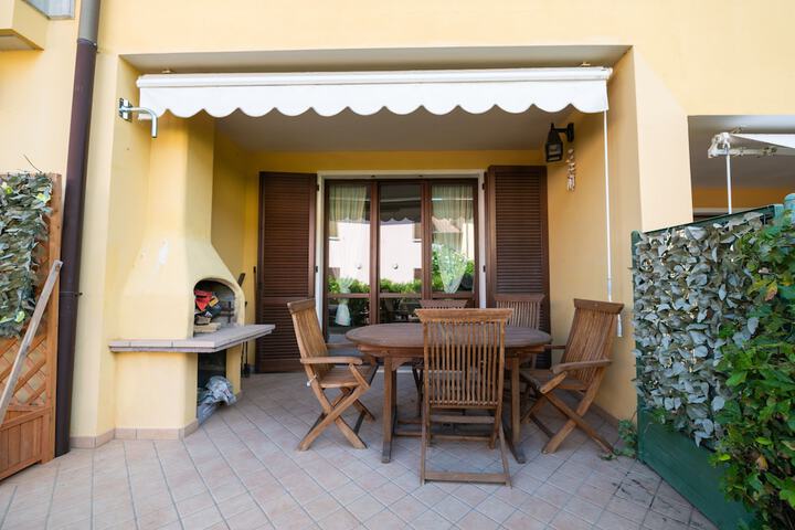 Terrace/Patio 19 of 31