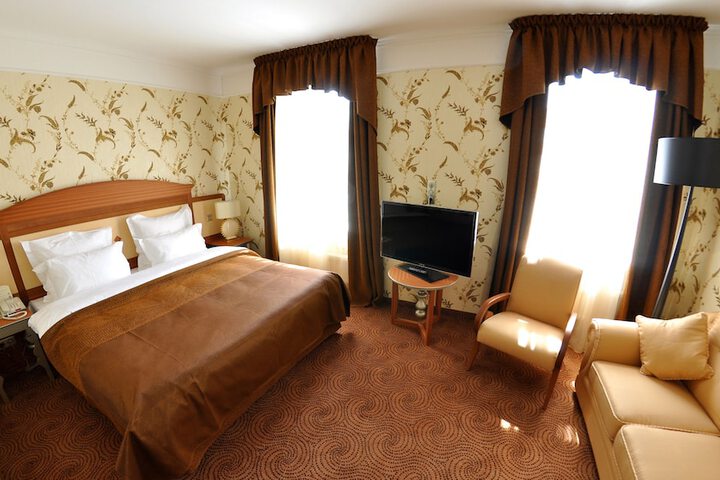Room 7 of 47