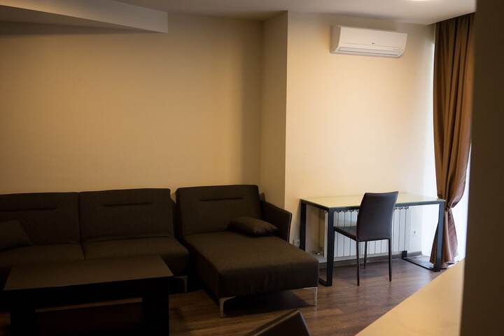 Room 18 of 36