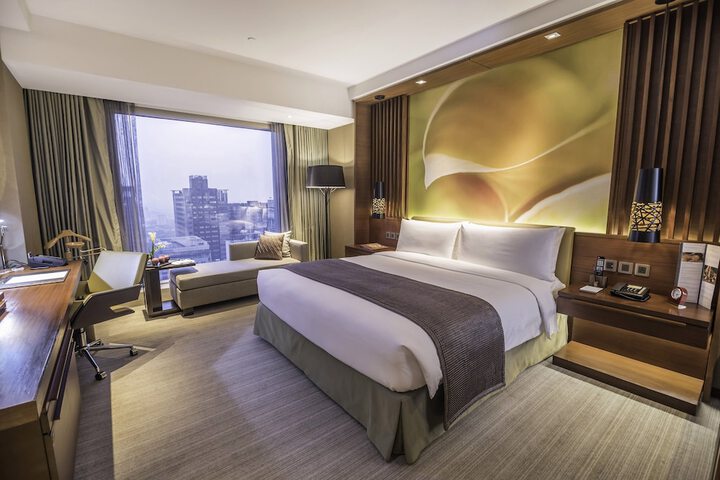 Room 10 of 78