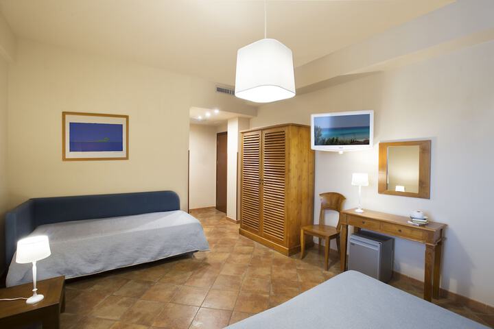 Room 16 of 45