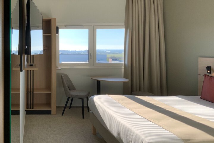 Room 17 of 56