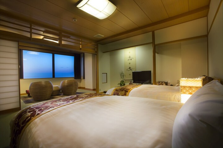 Room 21 of 73