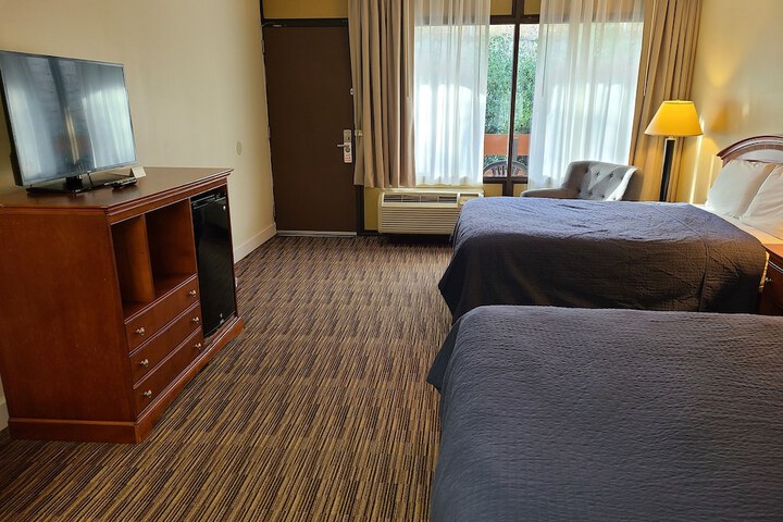 Room 5 of 23