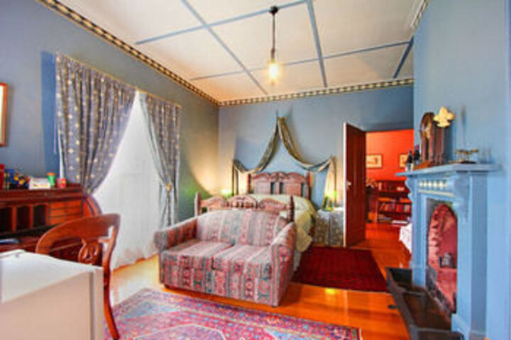 Room 15 of 30