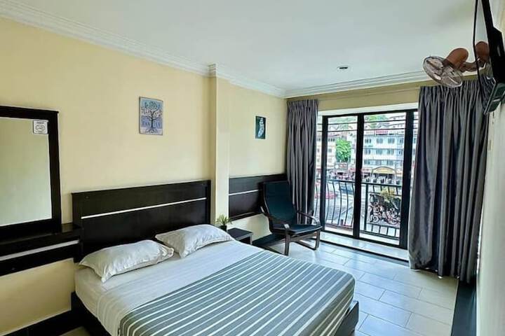 Room 19 of 42