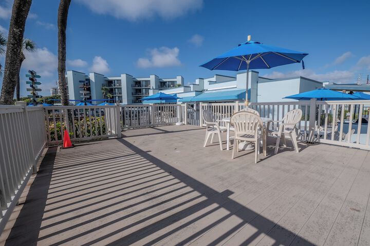 Sundeck