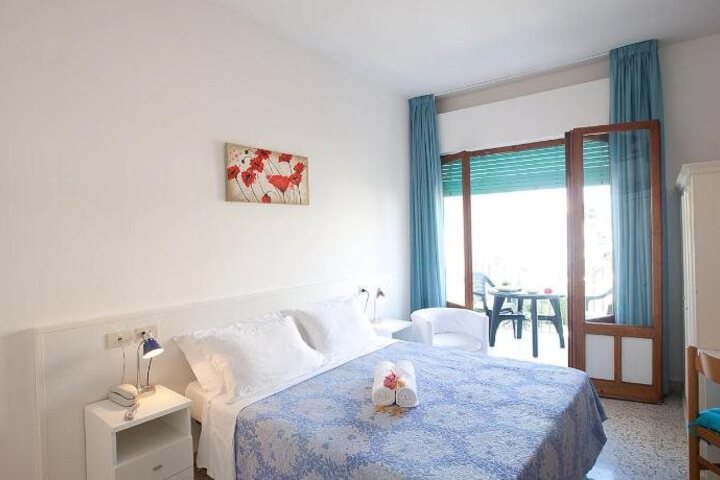 HOTEL JEAN PIERRE