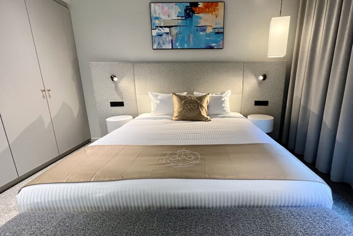 Room 25 of 105