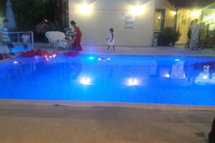 Pool 50 of 74