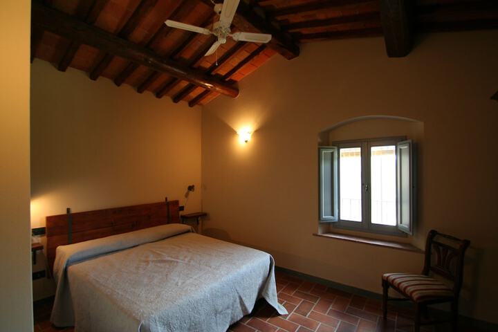 Room 17 of 64