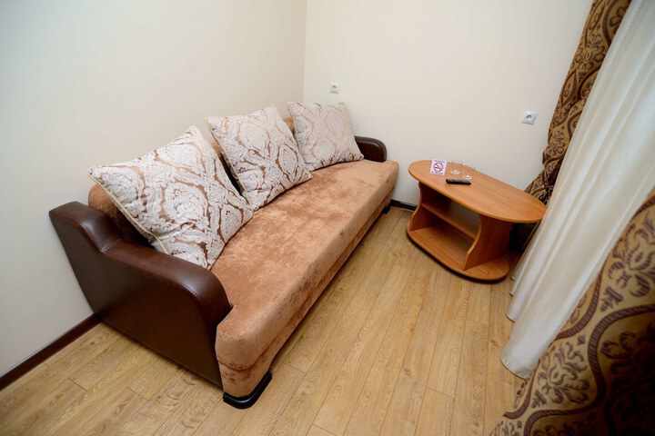 Room 14 of 29