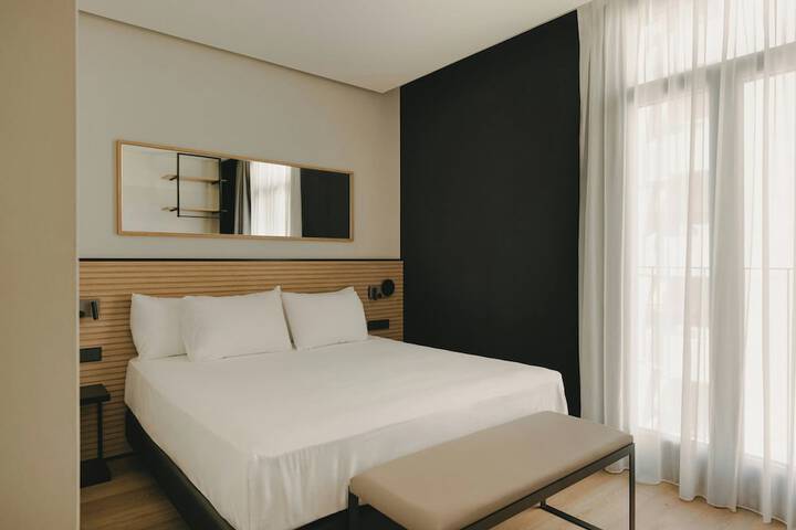 Room 16 of 45