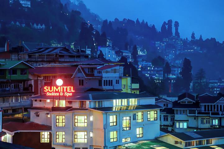 Photo of Sumitel Hotel 500 meters from Mall Road