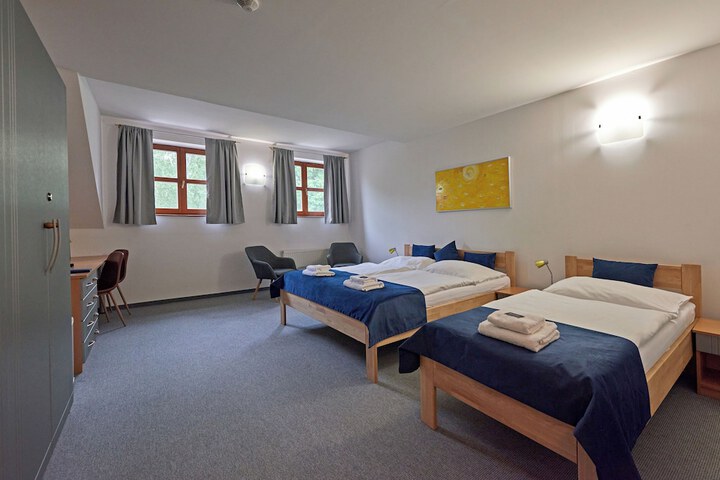 Room 16 of 91