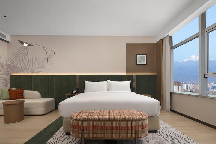 Room 22 of 49