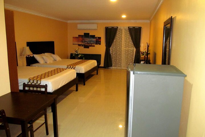 Room 6 of 66