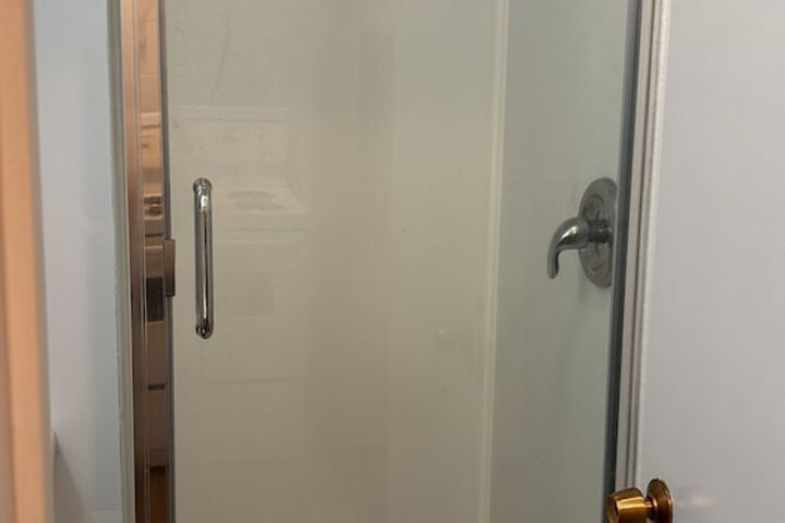 Room 15 of 19