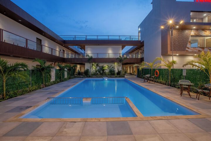 Pool 37 of 69