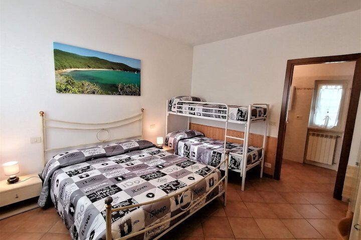 Room 17 of 62