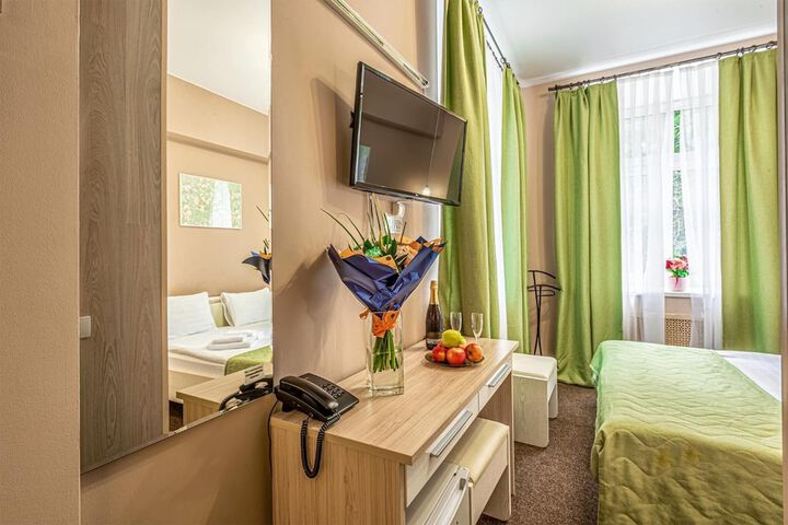 Room 32 of 56