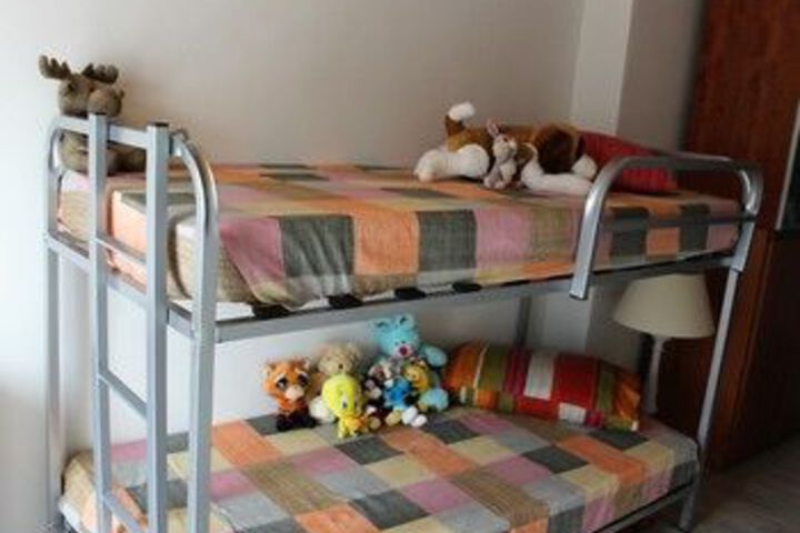 Room 13 of 42