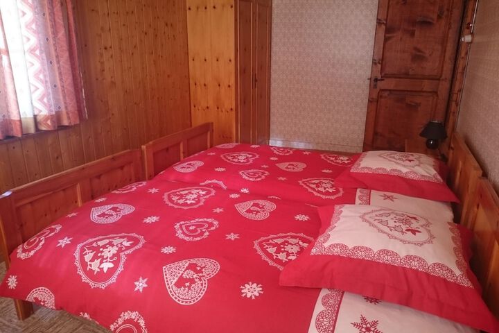 Room 6 of 51