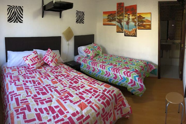 Room 6 of 75