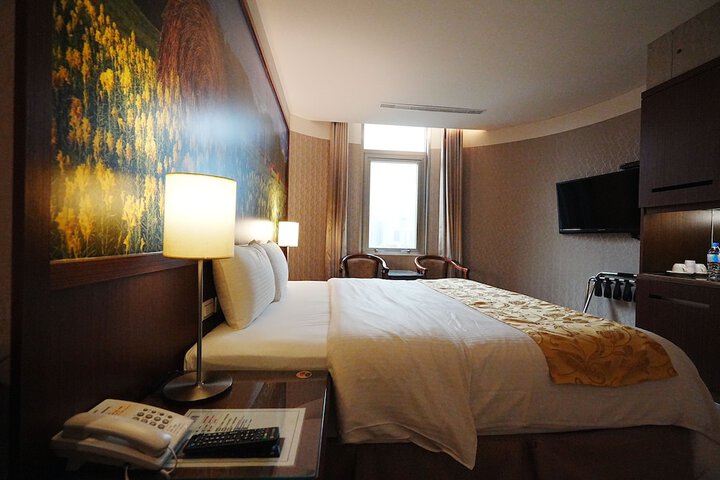 Room 12 of 61