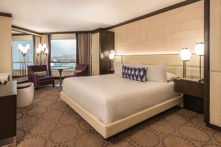 Valley Deluxe Room 1 King (2 of 41)