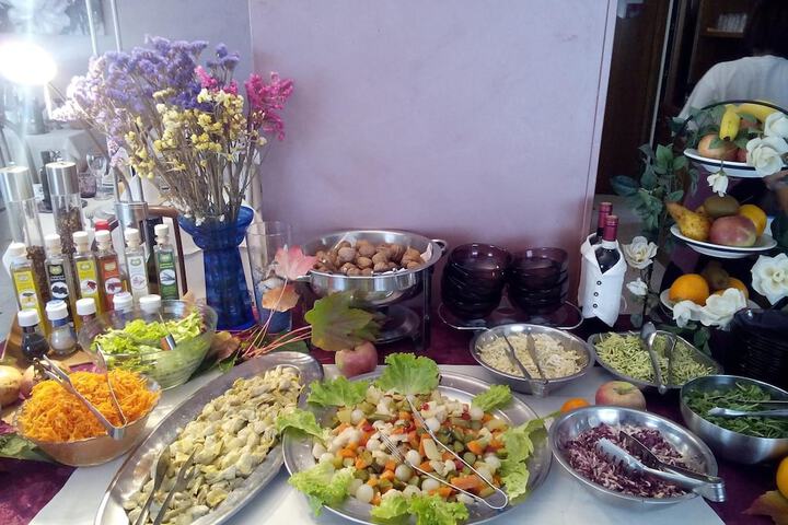 Dining 26 of 42