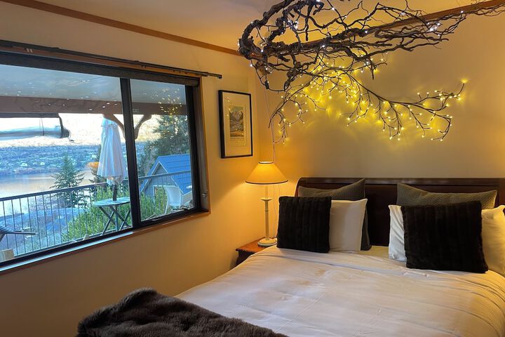 Room 7 of 48