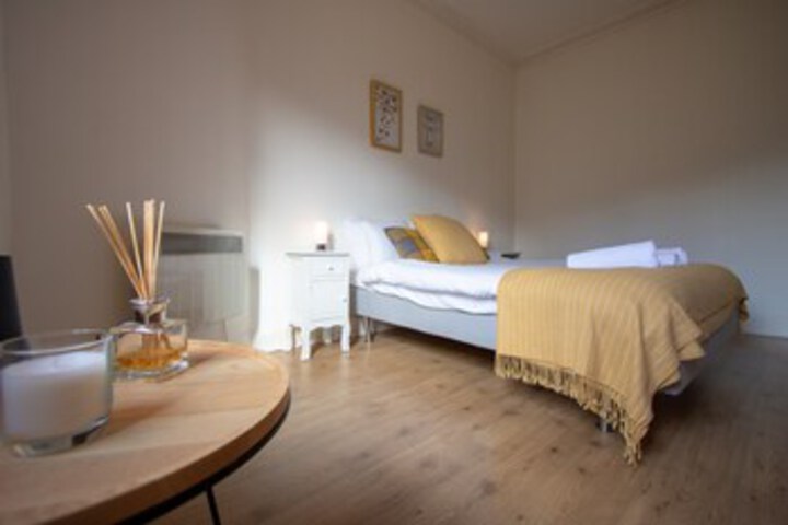 Room 12 of 22