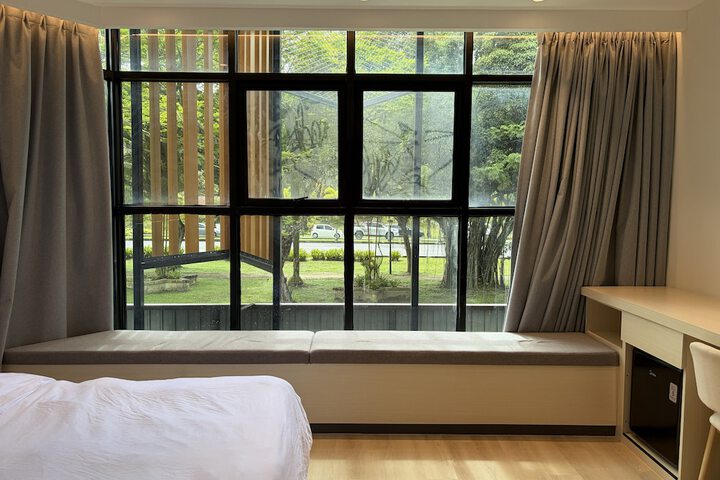 Room 36 of 71