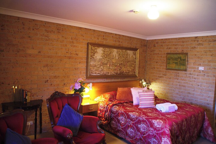 Room 13 of 46