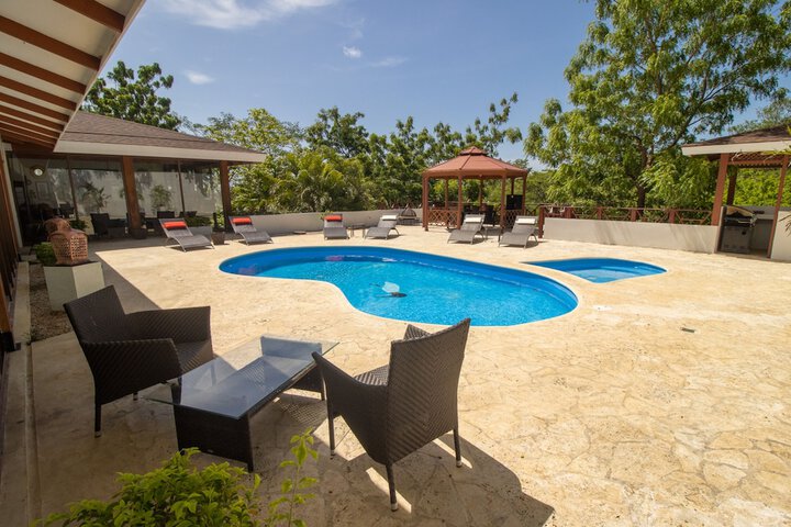 Pool 26 of 55
