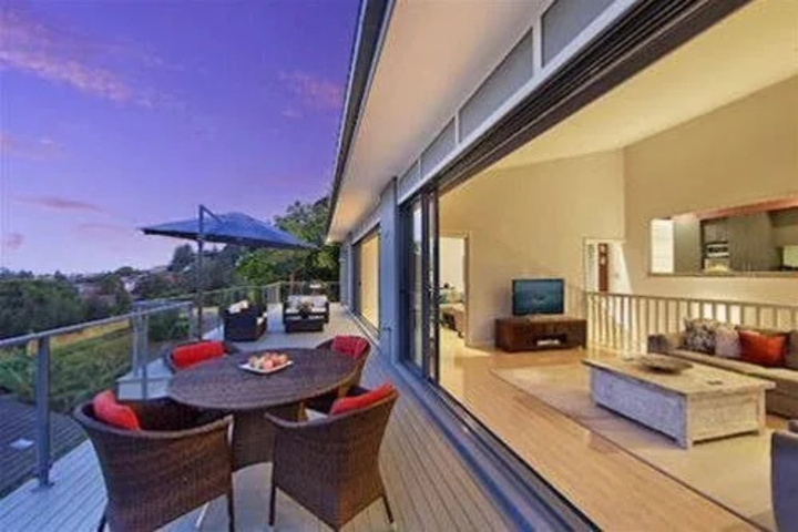 Terrace/Patio 6 of 12