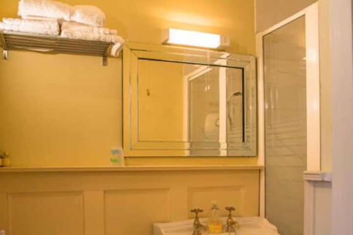 Clean Restrooms