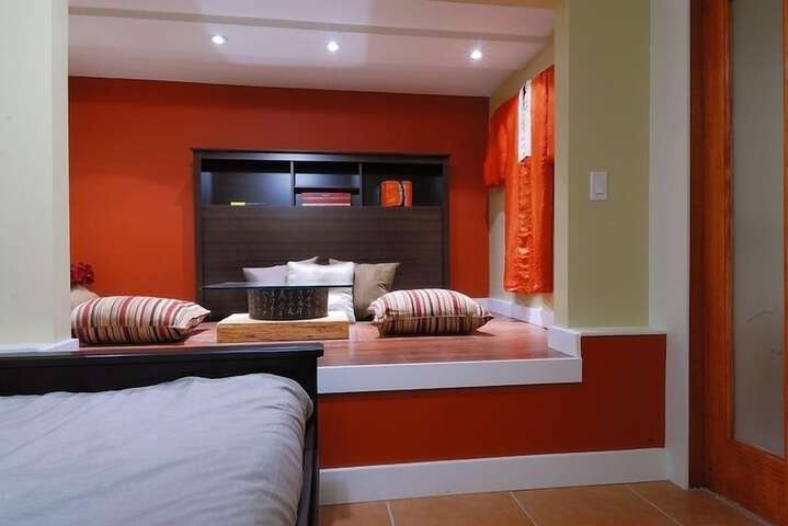 Room 25 of 44