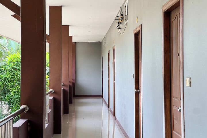 Hotel 64 of 75