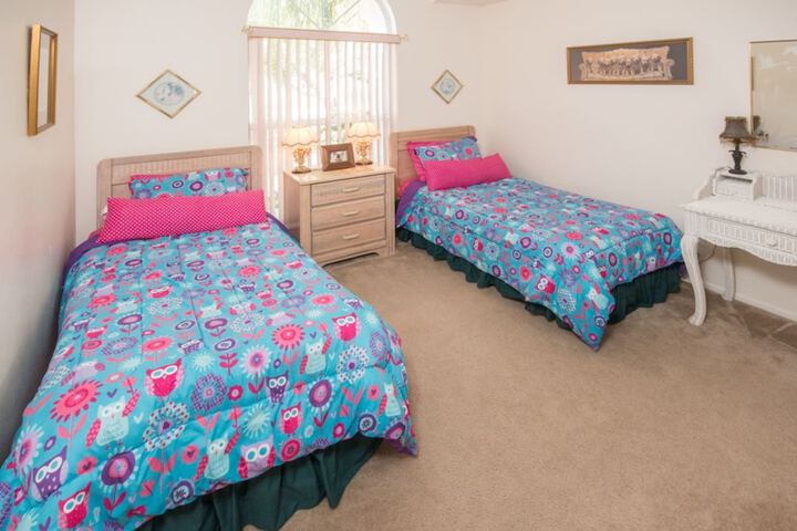 Room 3 of 17