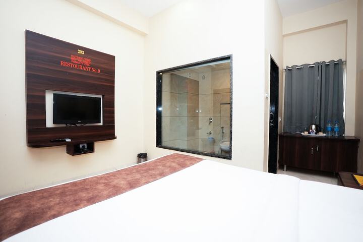 Room 13 of 39