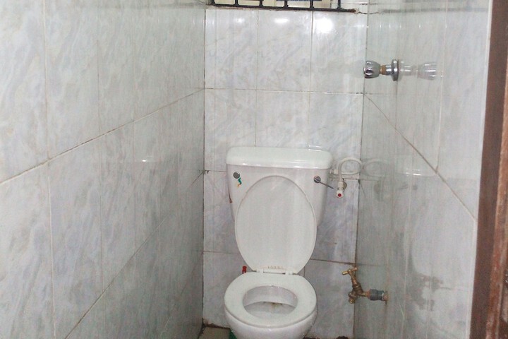 Room 12 of 14