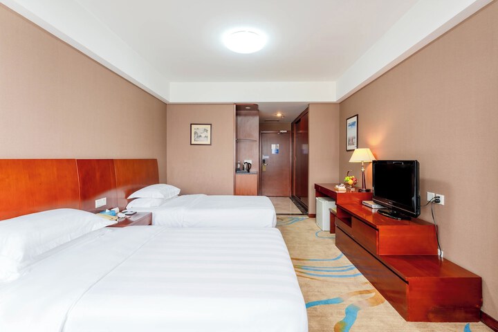 Room 28 of 58