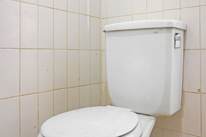 Room 8 of 14