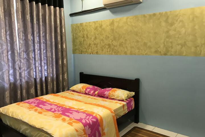 Room 28 of 37