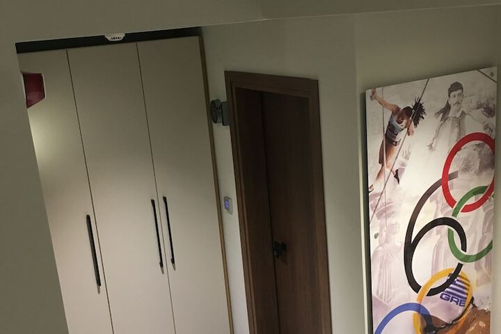 Ballroom/Hall 78 of 88