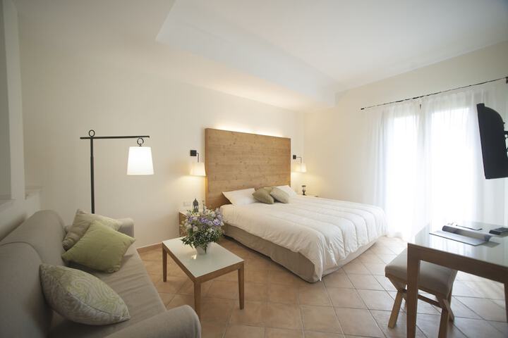 Room 5 of 40